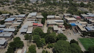 Piura: Colocan primera piedra de obra de agua y alcantarillado en El Bosque de Castilla