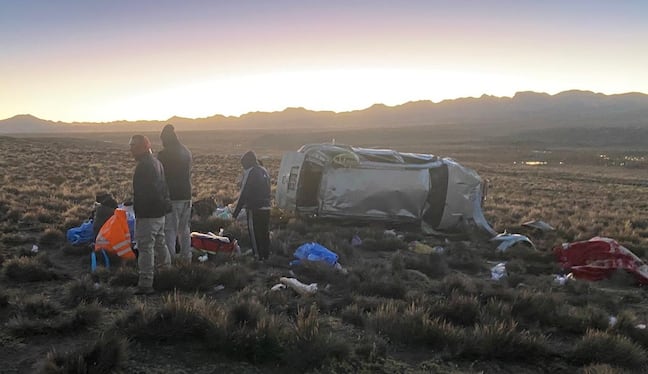 Vehículo que partió de Puno se accidentó en la carretera Binacional y dejó una persona muerta