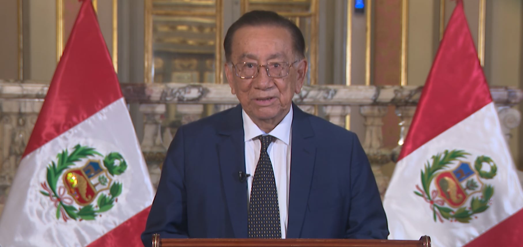 El mandatario defendió la postergación de la compra de aeronaves y aseguró que su prioridad es el uso responsable de recursos públicos.