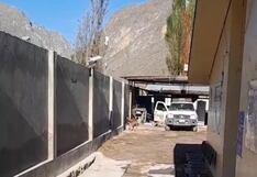 Arequipa: Hermanos mueren en accidente y sus cuerpos están más de un día sobre una camioneta policial