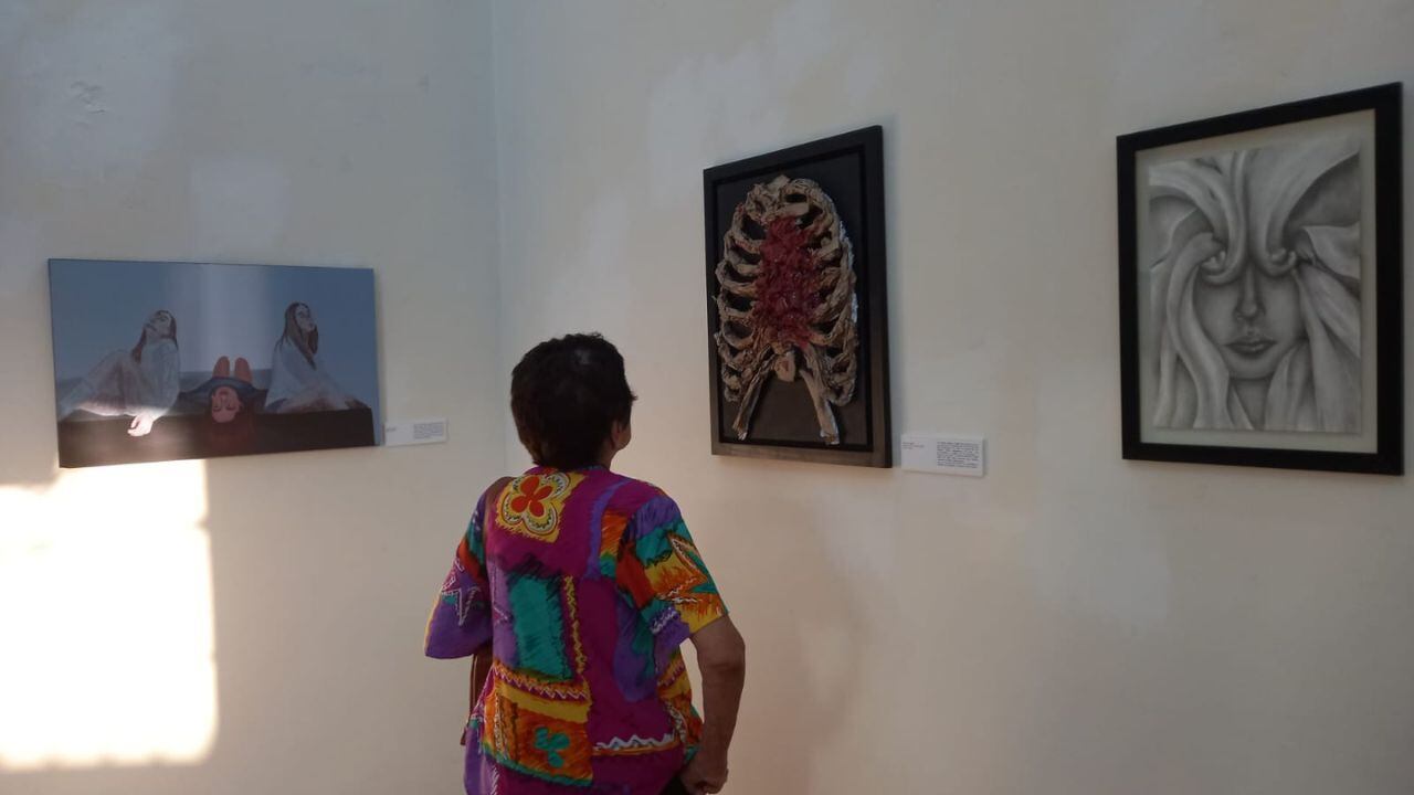 Presentan “Exposición de Artes Visuales del IB”.