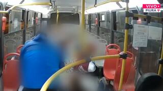 Impactantes imágenes: delincuentes asaltan a pasajeros en un bus de transporte público en Piura (VIDEO)