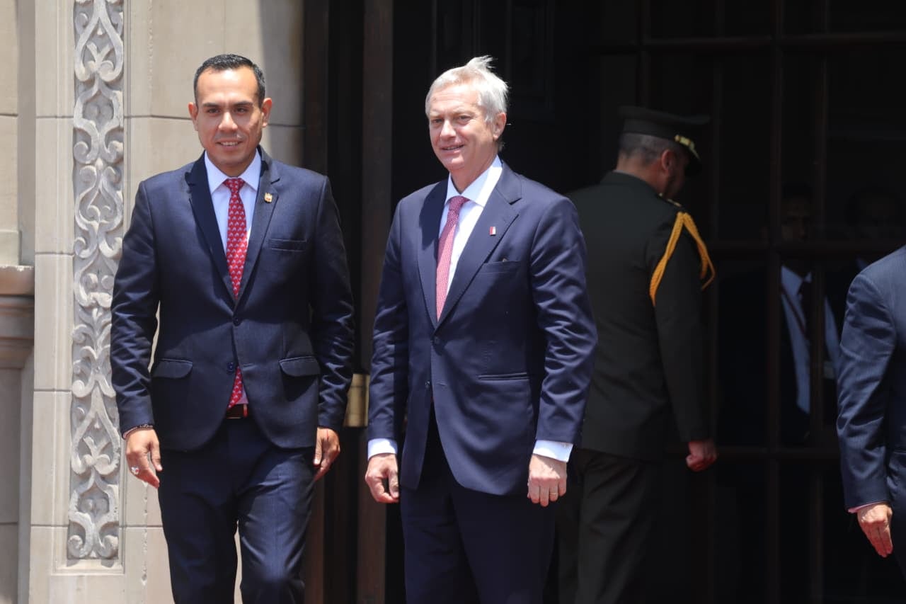 Perú y Chile estrechan lazos con reunión de líderes y planes de integración