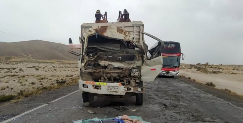 Un muerto en choque por alcance en la vía Arequipa-Puno, en Imata