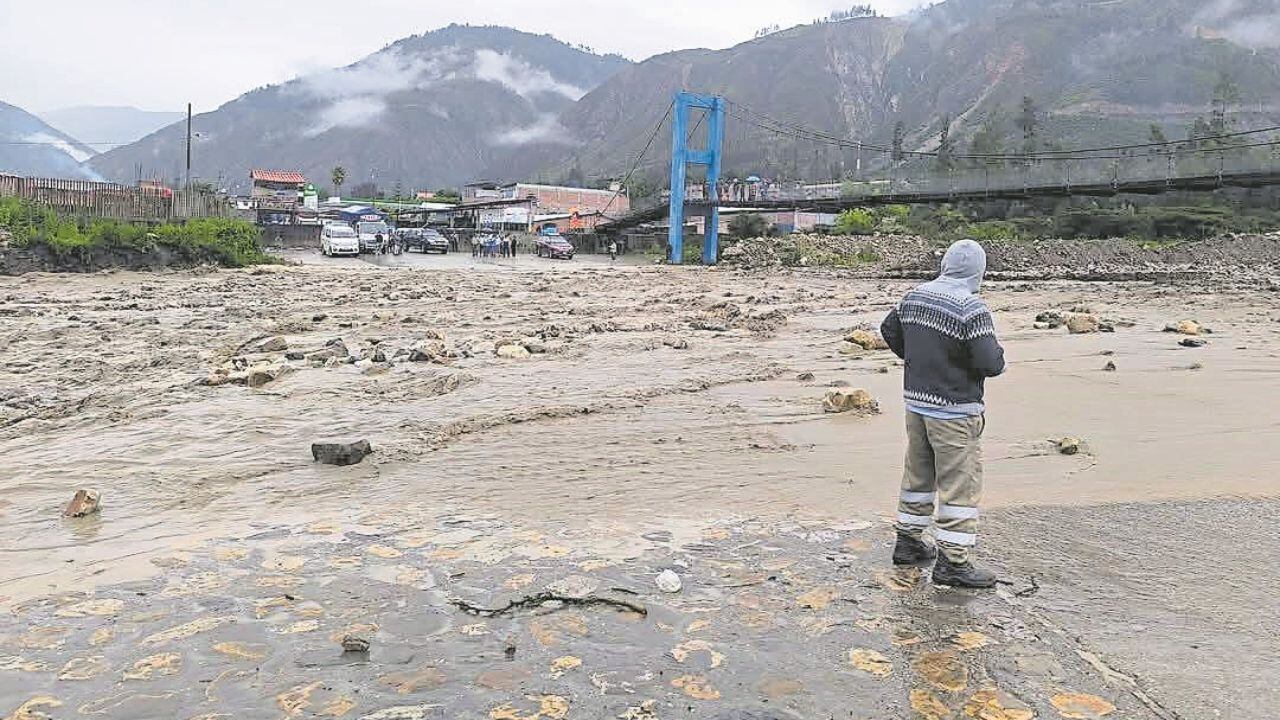Los distritos de la provincia de Pataz que padecen los estragos de las lluvias y hoy claman por ayuda, son los que menos dinero tienen para responder ante este tipo de eventos. Según el MEF, a Santiago de Challas se le asignó S/ 1,000, a Taurija S/ 5,000, mientras que Huancaspata tiene S/ 30,000 y Pataz (distrito) S/ 19,850.