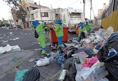 Arequipa: Heroinas de limpieza trabajan en Navidad