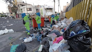 Arequipa: Heroínas de limpieza trabajan en Navidad