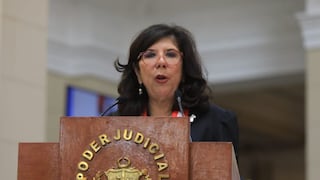 Presidenta del PJ enrostra a Keiko en ceremonia