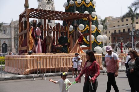 Comparsas por Navidad 2024: Familias se congregaron en Centro Histórico de Lima este 25 de diciembre