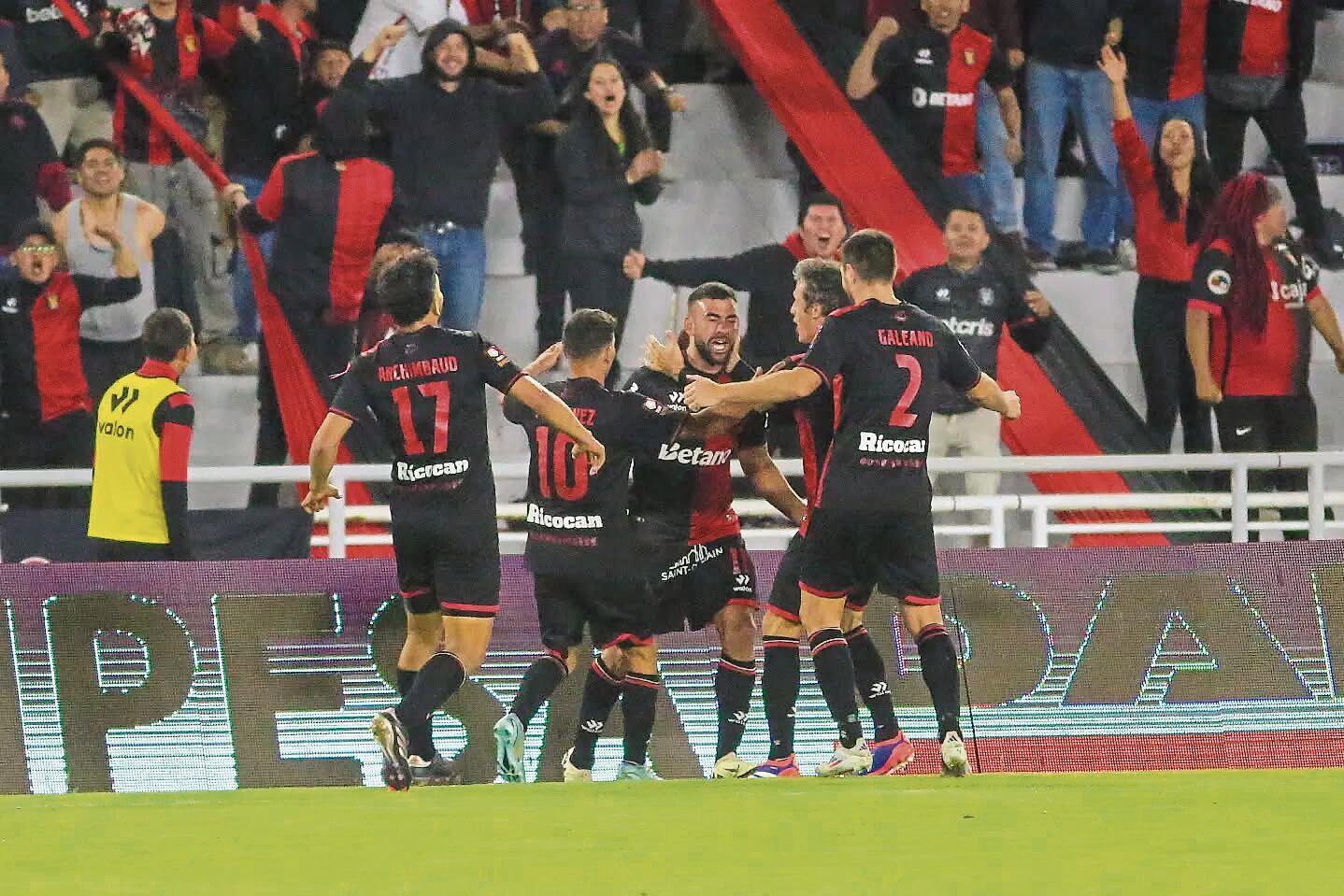 Arequipeños en busca del ansiado título. Foto: Leonardo Cuito.