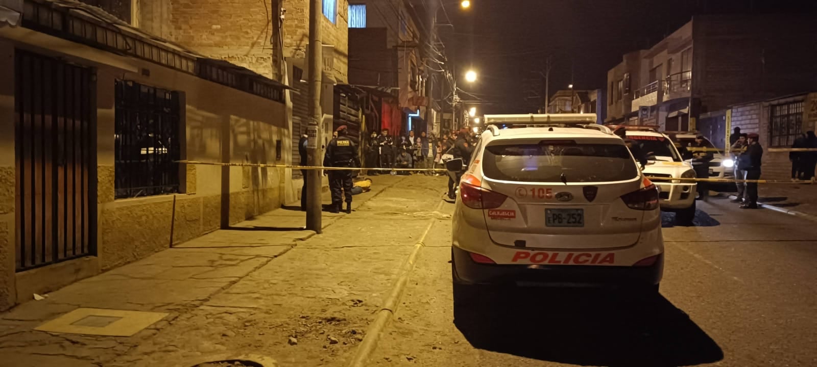 Policía investiga asalto a trabajadoras de grifo. Foto: GEC.