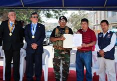 La Libertad: Distinguen a excombatientes en El Porvenir
