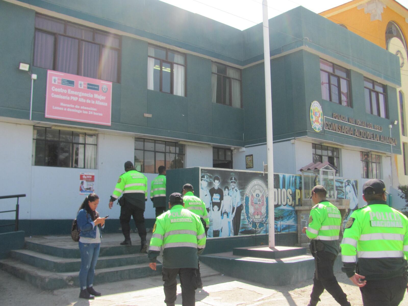 Policías actuaron de inmediato apenas se recibió la denuncia de secuestro de una ciudadana boliviana. (Foto: Difusión)