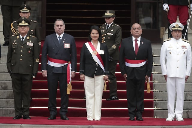 Keiko Fujimori es reconocida como jefa suprema de las FF. AA. (Fotos: Julio Reaño/GEC)