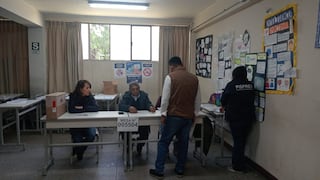 Reportan incidencias en locales de votación en Arequipa