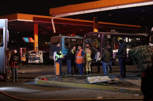 Lima, Lunes 20 de mayo del 2024. Un fallecido y al menos 20 heridos ha dejado la deflagración por fuga de gas glp en un grifo ubicado en el distrito de Villa María del Triunfo. Fotos: Anthony Niño de Guzman