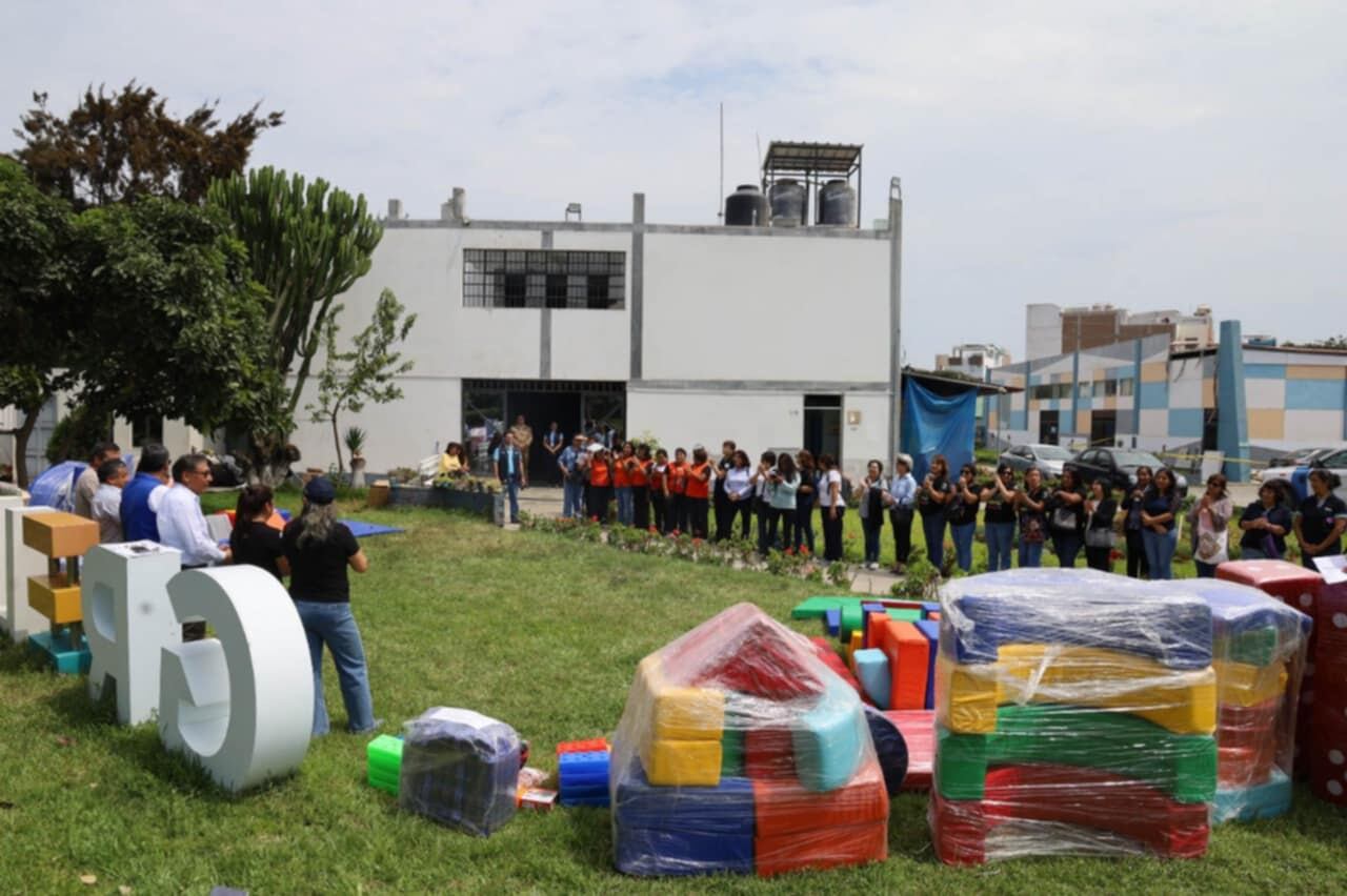 La inversión realizada a través de la gerencia regional de educación es de s/ 1.2 millones. Se busca mejorar la calidad educativa de nuestros pequeños de 0 a 5 años.