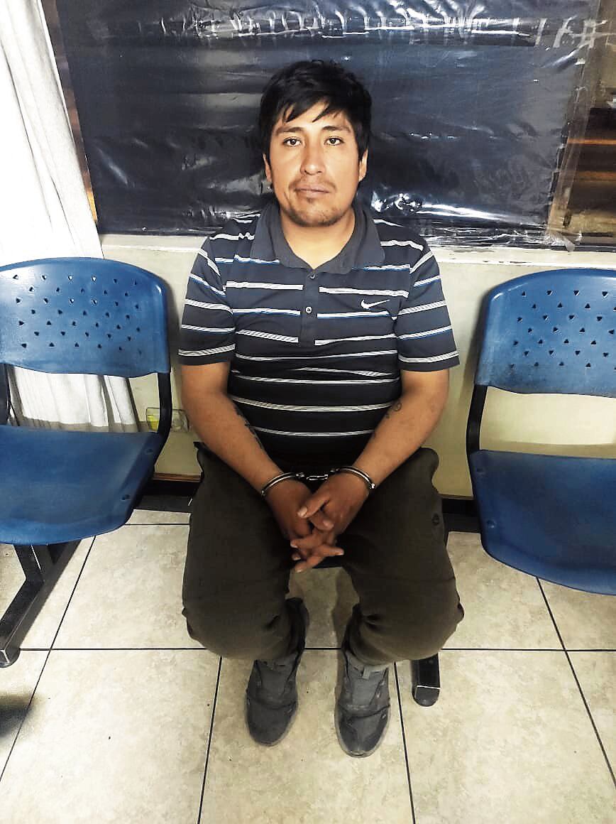 El obrero permanece detenido para las diligencias (Foto: Difusión)