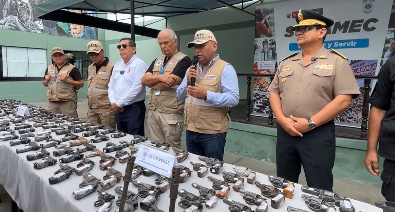 En operativos conjuntos entre la PNP, las Fuerzas Armadas y Sucamec.