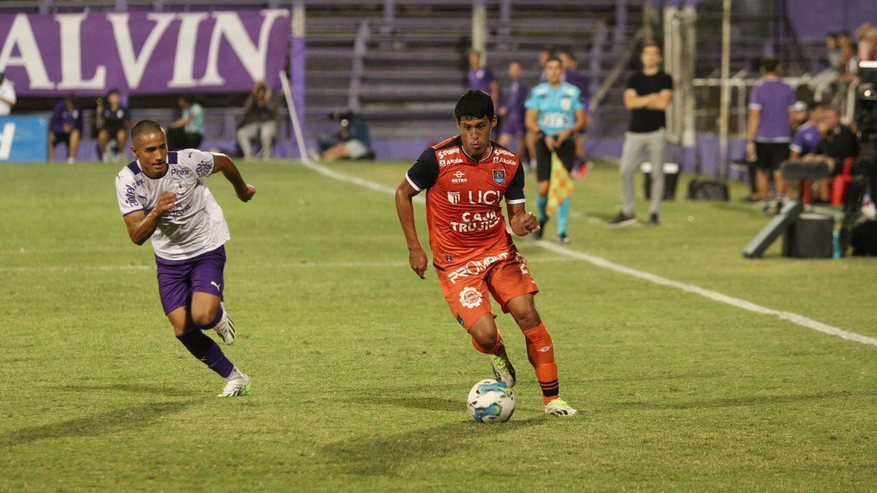 El "jarrita" Ramírez mostró un buen nivel. (Foto: Club UCV)