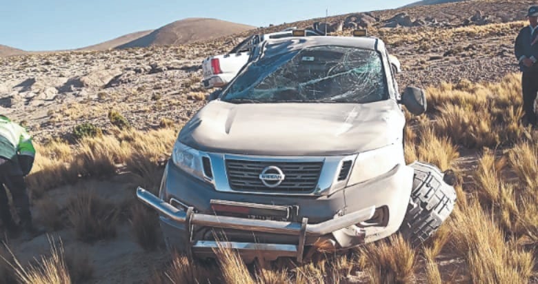 Camioneta terminó con daños materiales. Foto: Difusión.