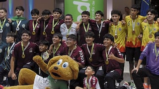 Arequipa Handball Club se lleva el oro en torneo disputado en Medellín