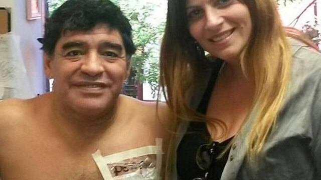 ​Diego Maradona dedica polémico tatuaje a su novia