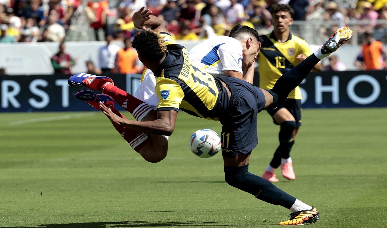 La euforia 'vinotinto' retumba en Venezuela. (Foto: EFE/JOHN G. MABANGLO)