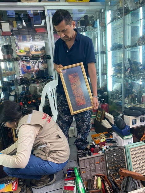 Confiscan telar prehispánico en centro comercial La Cachina.