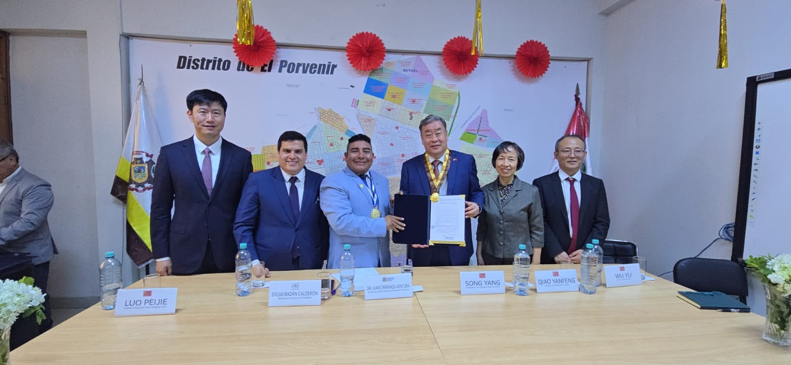 Promueven espacios de cooperación en el distrito de El Porvenir.