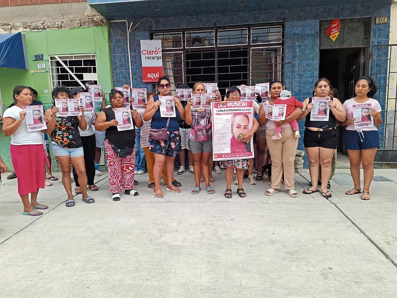 Según los detectives, la mujer ya se ha comunicado con sus familiares, pero no pretende regresar aún.