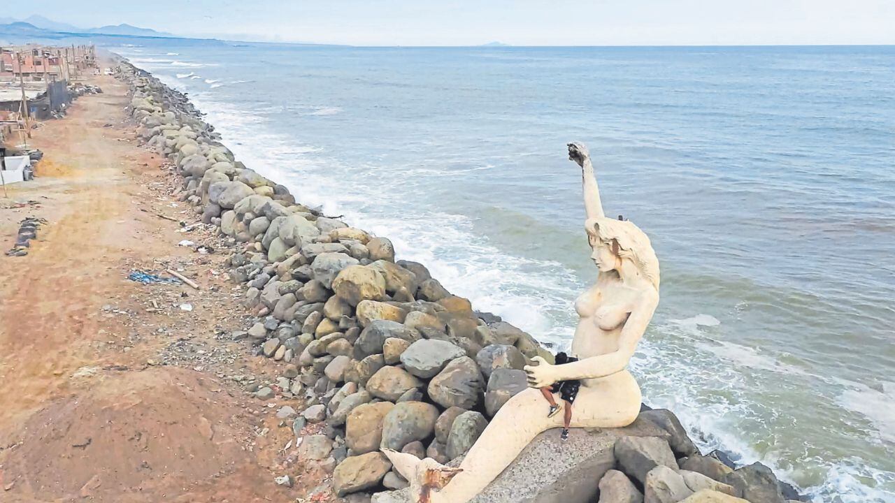 El Frente para la Recuperación del Borde Costero advirtió que unas 200 viviendas en Buenos Aires y 55 en Moche son afectadas por la furia del mar. Se solicitó a municipios de Huanchaco, Víctor Larco y Moche hacer fichas de intervención para que Transportes invierta en obras, pero solo comuna huanchaquera cumplió.