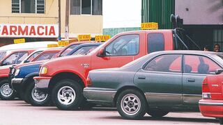 Alza del ISC inclina preferencias por autos usados y camionetas