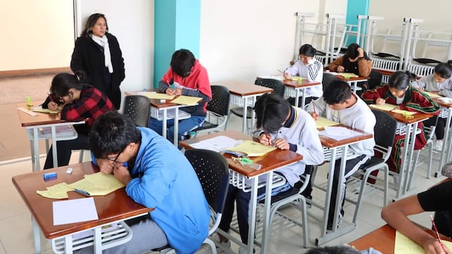 Huancayo: Unos 166 postulantes consiguen vacantes en área II, III y V de la UNCP