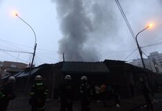 Puente Piedra: Voraz incendio consume depósito de chatarra en Lima Norte