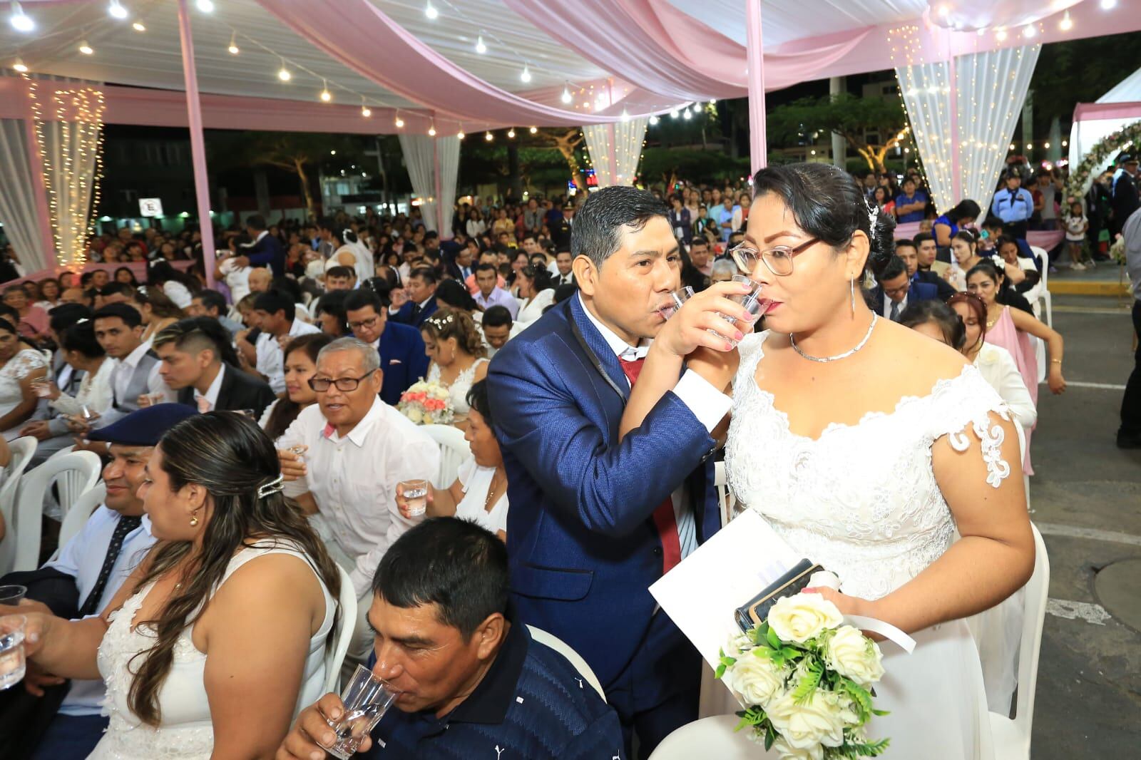 El tercer matrimonio masivo se realizará en diciembre.