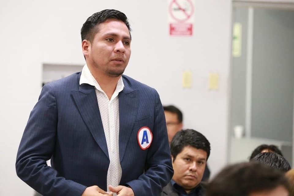 El gerente general de la Región, Martín Namay, precisó que el gobernador accedió a información de presuntas irregularidades en el manejo del Procompite, un programa que impulsa económicamente a los emprendedores de La Libertad. Anunció indagación, aunque el exgerente de la Producción dijo que fue “eficiente”.