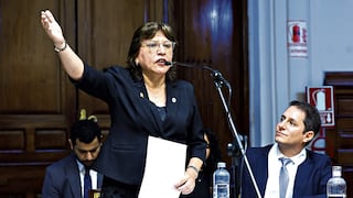 Delia Espinoza presentará una acción de amparo tras ser inhabilitada por el Congreso