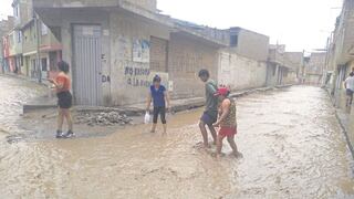 Trujillo: Quebrada San Ildefonso se activó e inundó calles