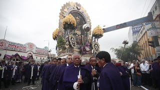 Señor de los Milagros realiza su tercera salida y congrega a miles de fieles en el Cercado de Lima (FOTOS)