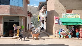 Comerciantes se enfrentan por presuntos actos de brujería en Puños