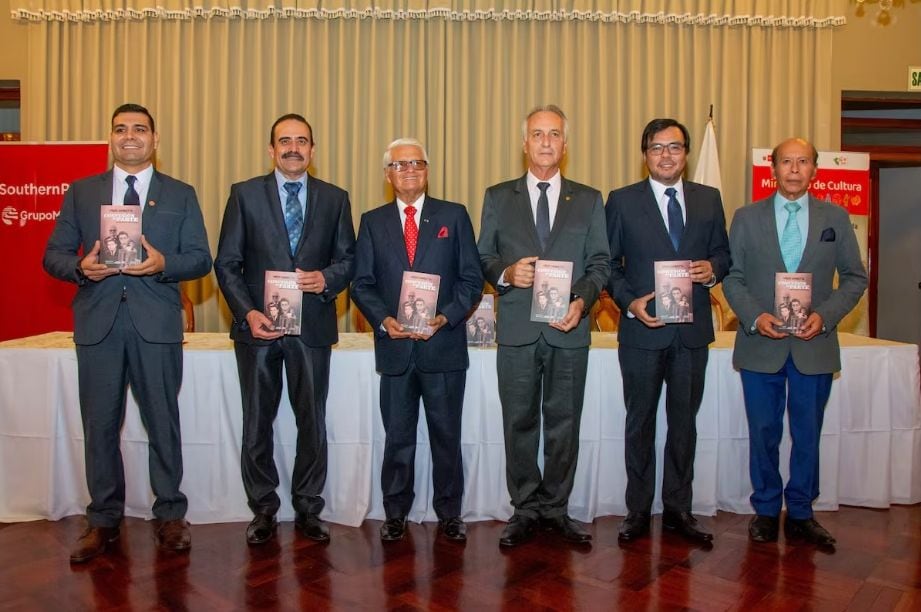 En octubre del 2025 presentó su libro “Confesión de parte: memorias de un poeta y cronista provinciano”. (Foto: Difusión)