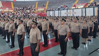 Ica: cerca de 500 policías fueron ascendidos y recibieron insignias de mando
