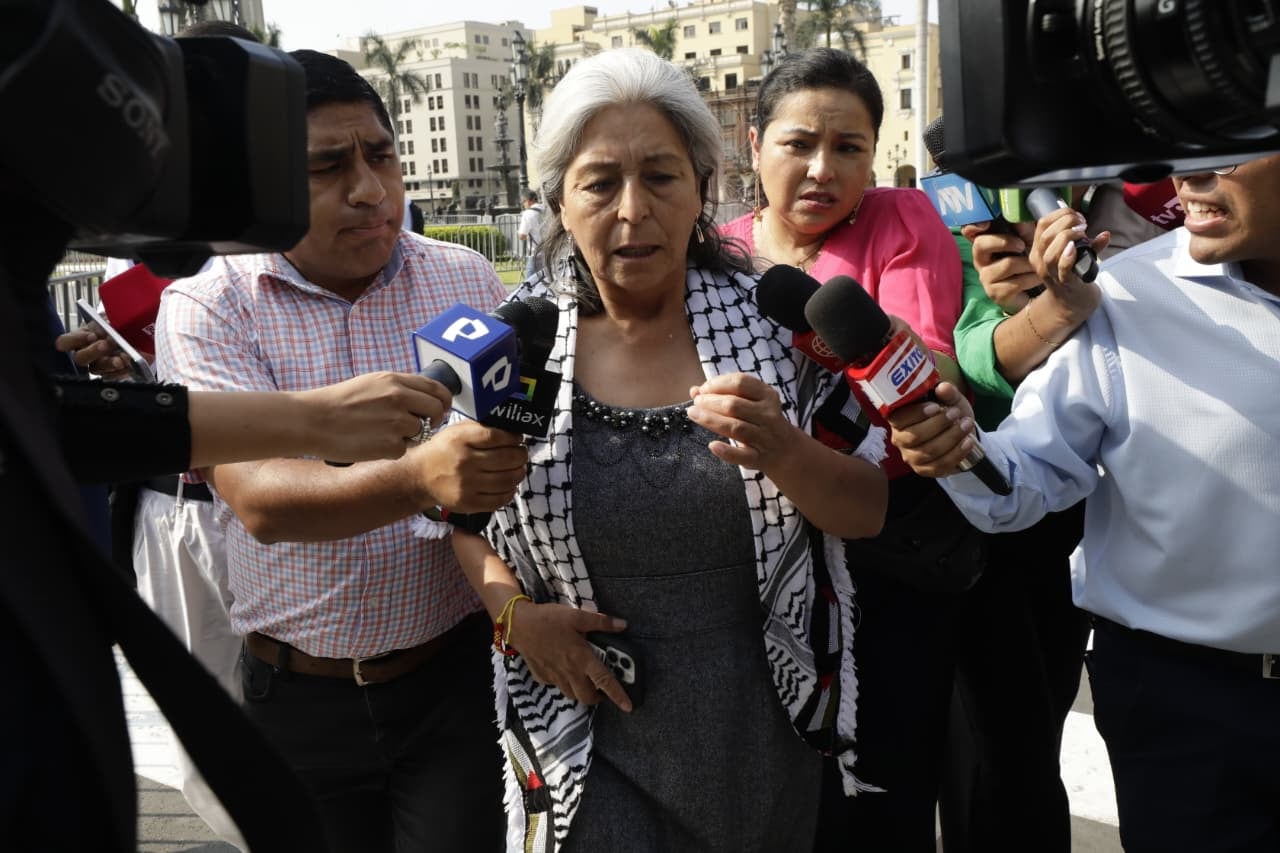 La congresista de Perú Libre afirmó que Vladimir Cerrón está “perseguido políticamente” y señaló que su bancada velará por un trato justo para otros actores políticos.