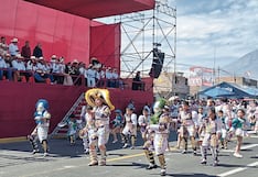 Danzas y tradiciones en corso descentralizado en Cono Norte de Arequipa
