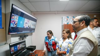 Ministro de Salud supervisa y evalúa situación de los hospitales y centros de salud de Trujillo