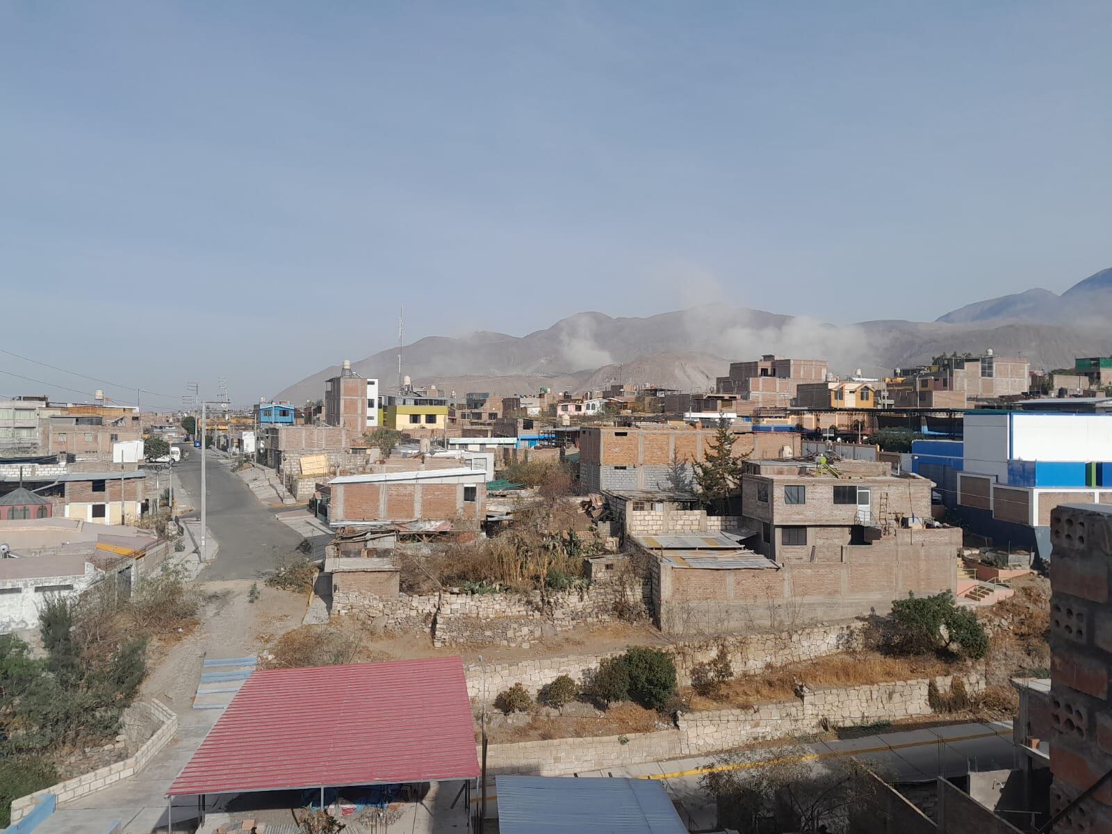 Deslizamientos de tierra y rocas en diferentes distritos de Arequipa (Foto: GEC)