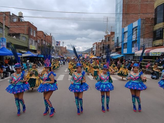 Virgen de la Candelaria en Puno