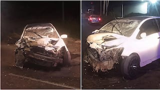 Pisco: auto se estrella contra poste en la avenida Fermín Tanguis y deja dos heridos