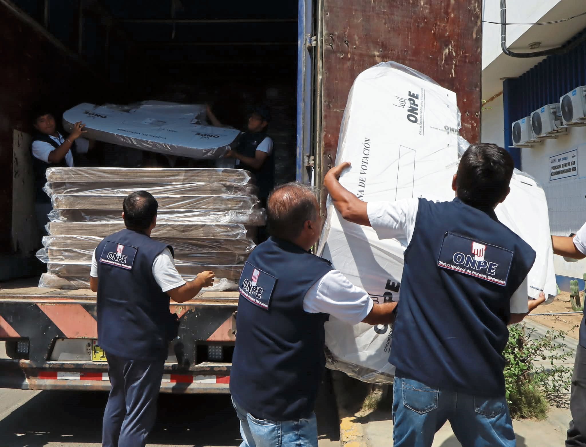 Oficina Descentralizada de Procesos Electorales recibió 2,038 paquetes que contienen las cédulas de sufragio, actas electorales, lista de electores, entre otros.